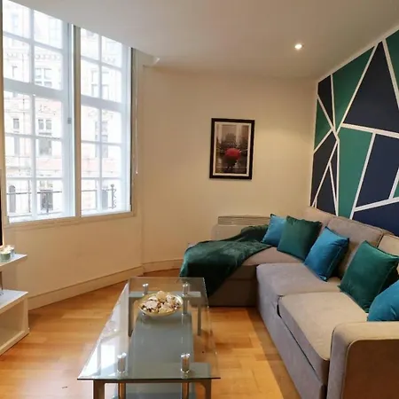 Apartment Heart Of Leeds City Centre Living - Sleeps 6