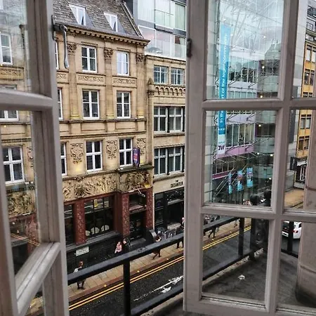 Heart Of Leeds City Centre Living - Sleeps 6 Apartment *