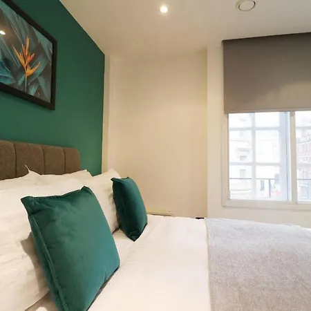 Heart Of Leeds City Centre Living - Sleeps 6