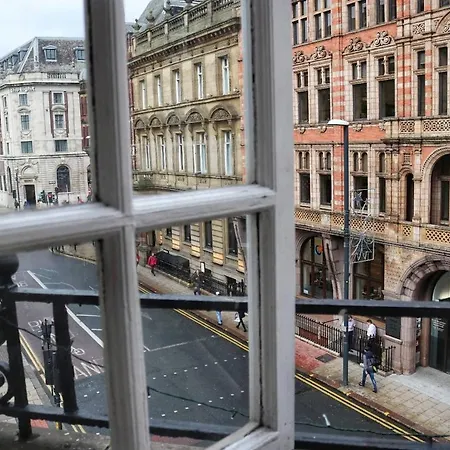 Heart Of Leeds City Centre Living - Sleeps 6 Apartment