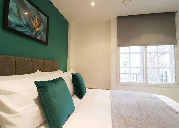 Heart Of Leeds City Centre Living - Sleeps 6