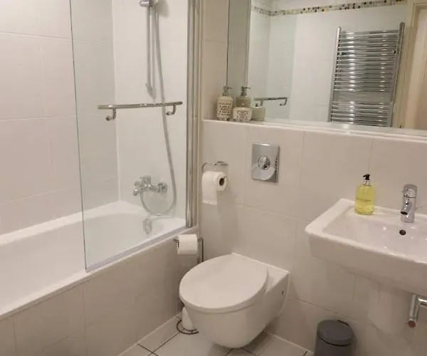 Heart Of Leeds City Centre Living - Sleeps 6 דירה